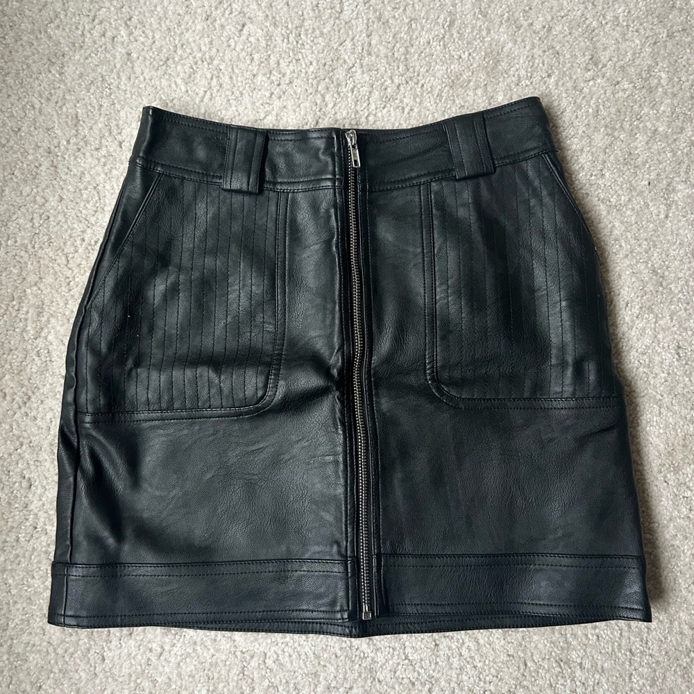 TopShop faux leather skirt with zipper